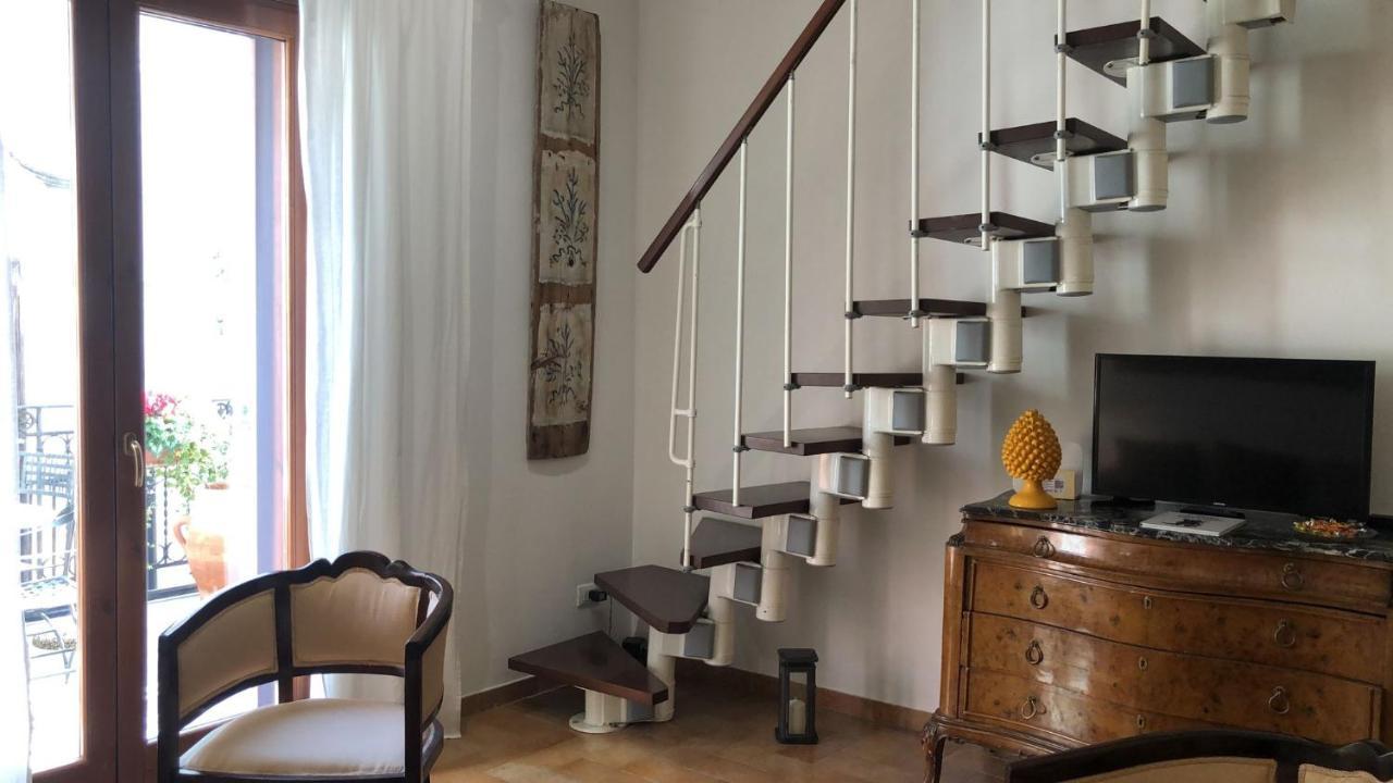 Penthouse Luxury Quattro Canti Palermo Exterior foto